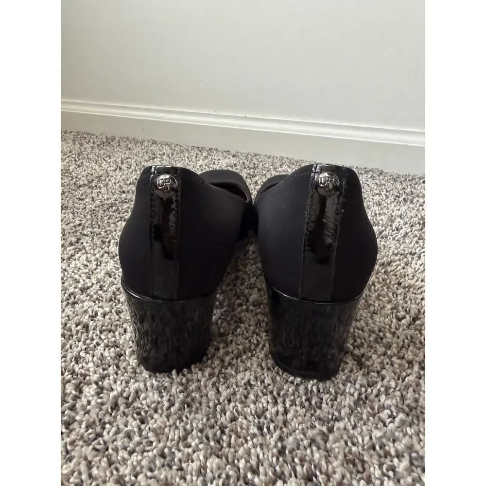 Donald Pliner Corin block heels women's size 6